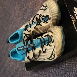 Size 10.5 Saucony Havok XC2 Cross Country Spikes